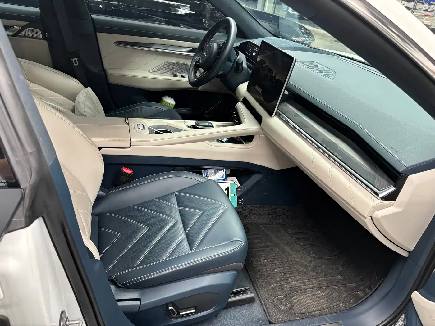 ZEEKR EXTREME KRYPTON 001