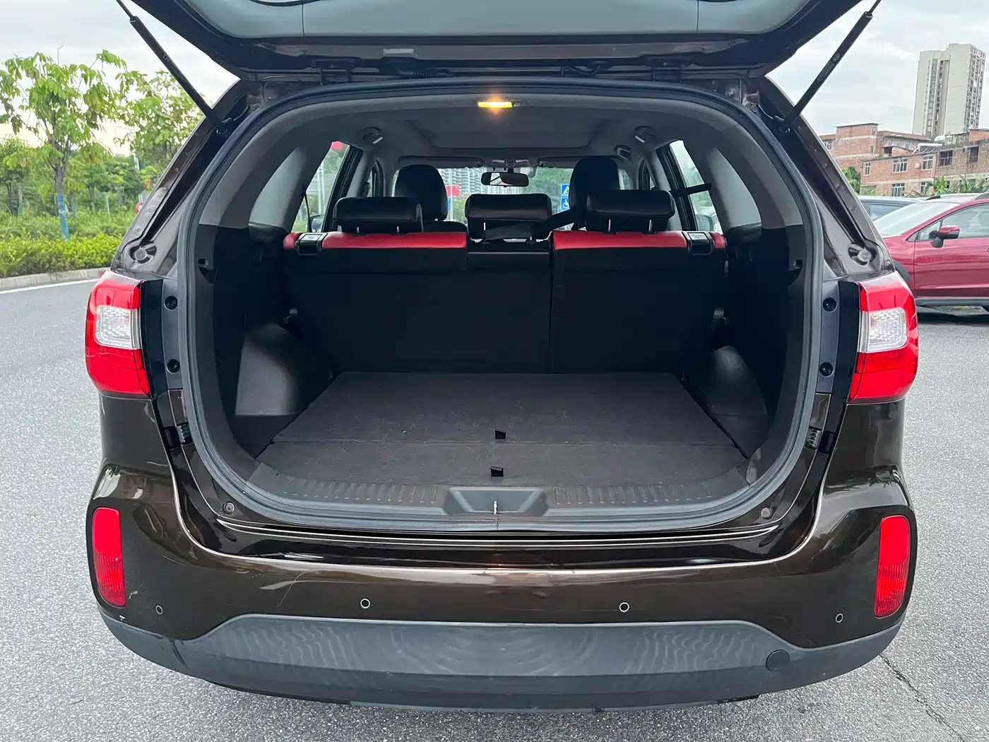 Photo 7 - Kia Sorento