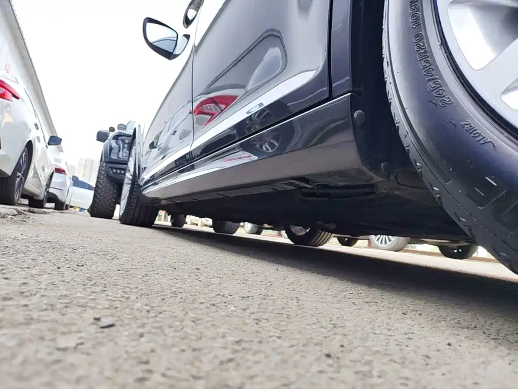 Chrysler 300C (Import) 2014 2014 3.0L Excellence Edition