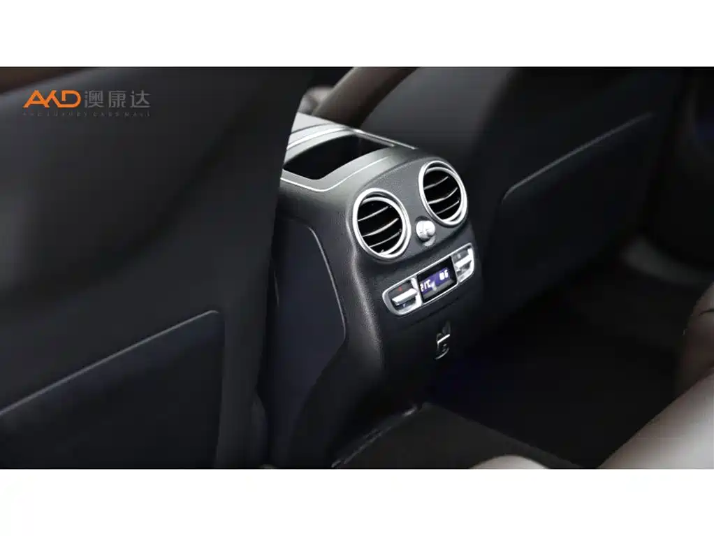 Mercedes-Benz GLC 2022 Facelift II GLC 260 L 4MATIC Luxury фото 9