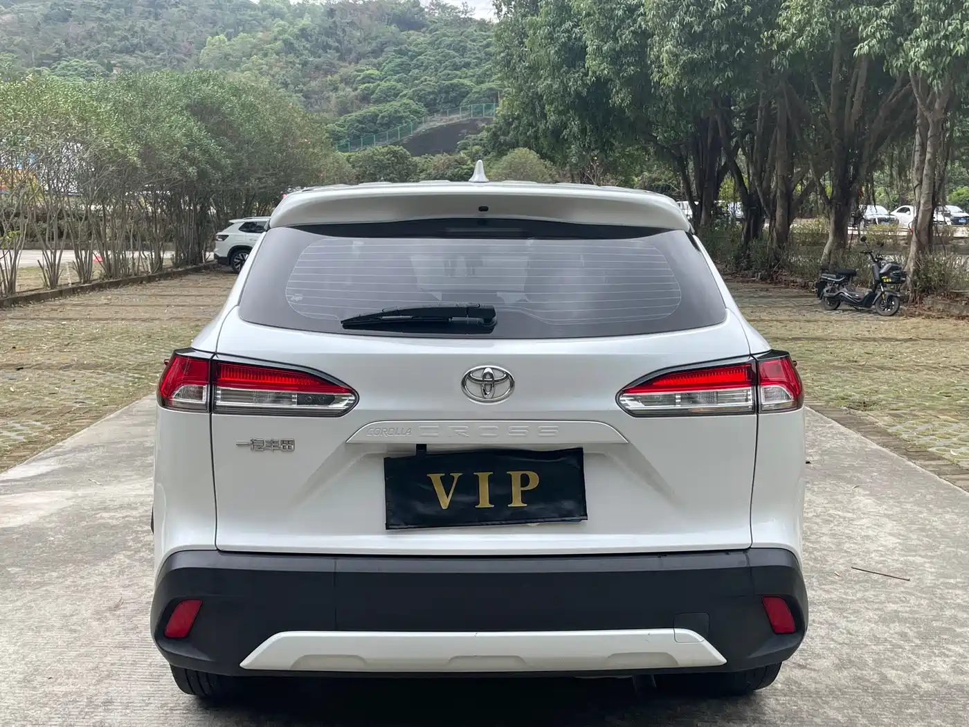 Toyota Corolla Cross 2023 2.0L Luxury Edition фото 13