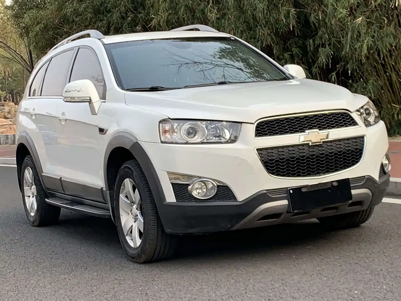 Chevrolet Captiva 2014 2.4L 2WD Urban 7-seater фото 3