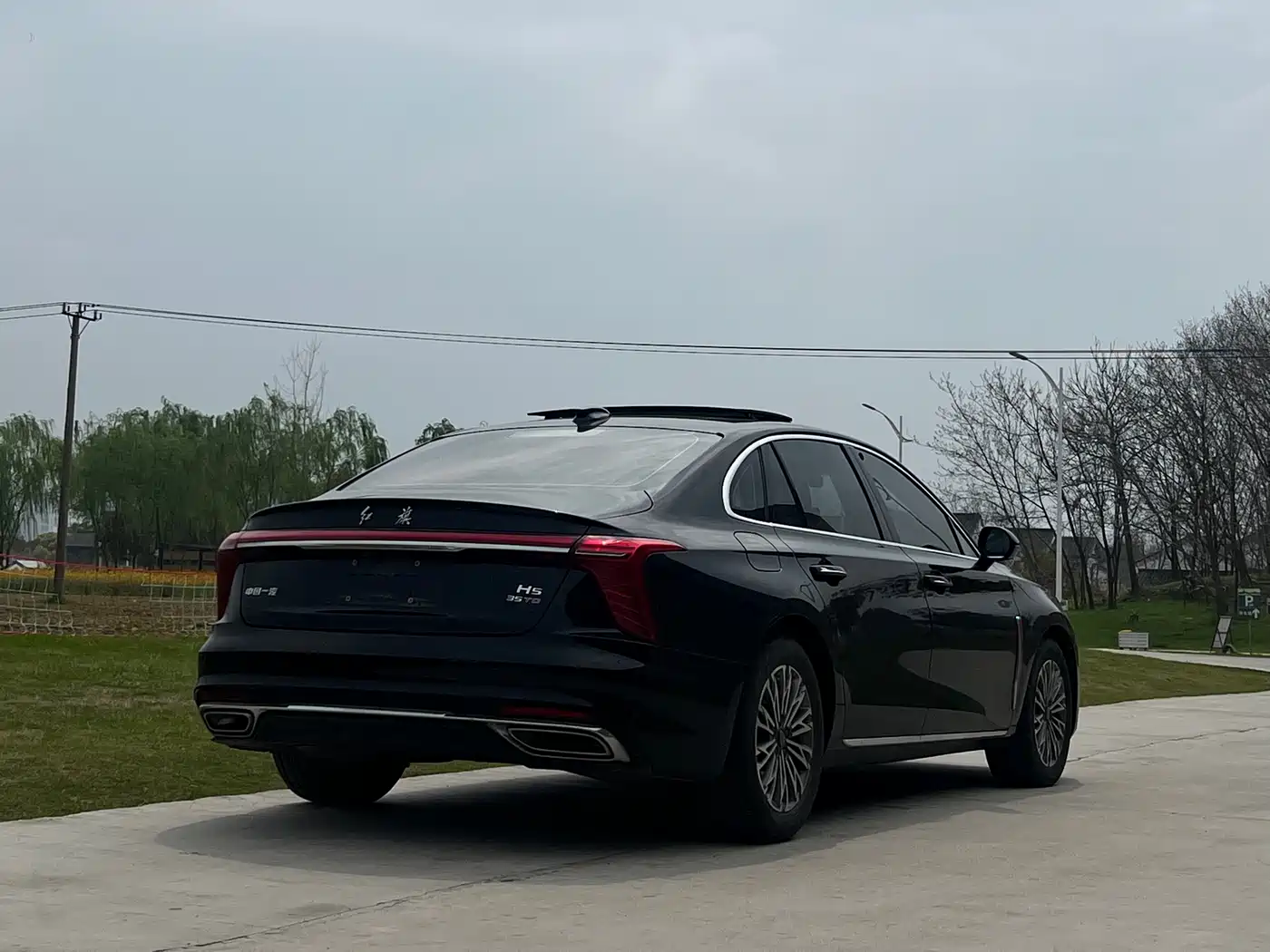 Hongqi H5 2023 1.5T DCT Smart Connect Joy Edition фото 4
