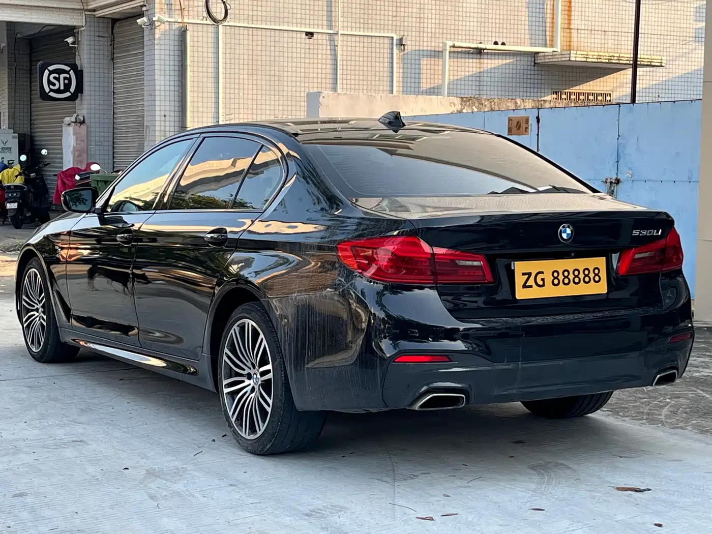BMW 5 Series 2018 530Li Premium M Sport Package фото 6