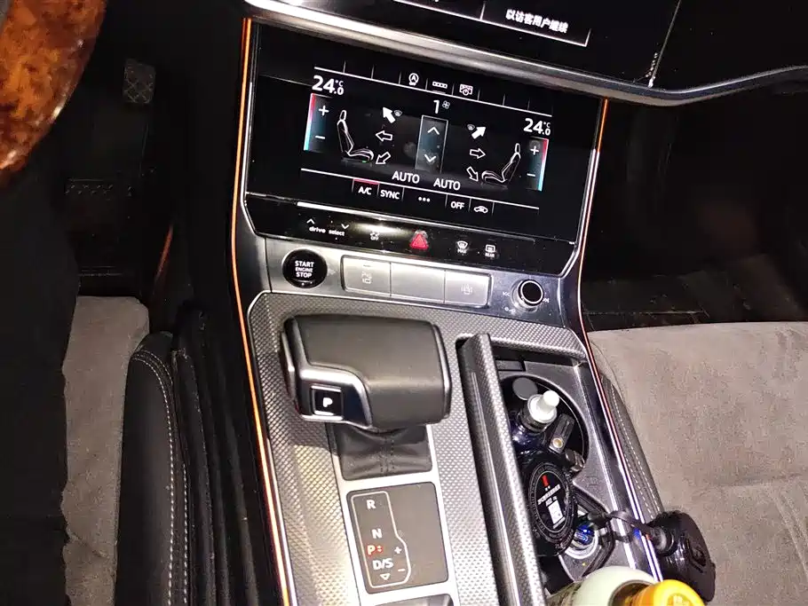 Audi A6L 2024 40 TFSI Luxury Dynamic фото 16