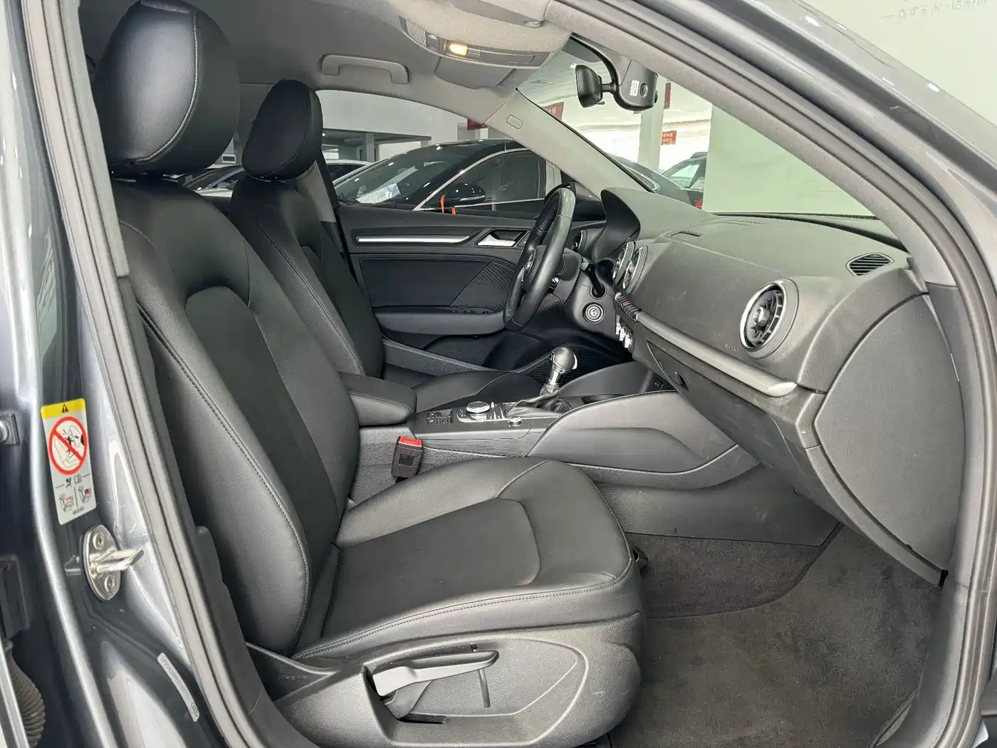 Audi A3 2018 30th Anniversary Limousine 35 TFSI Progressive фото 5