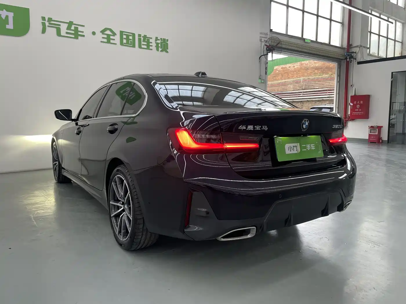 BMW 3 Series 2023 320Li M Sport Package фото 5