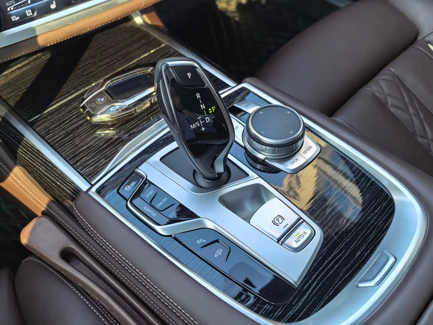 BMW 7 Series 2021 Model 730Li M Sport Package фото 22