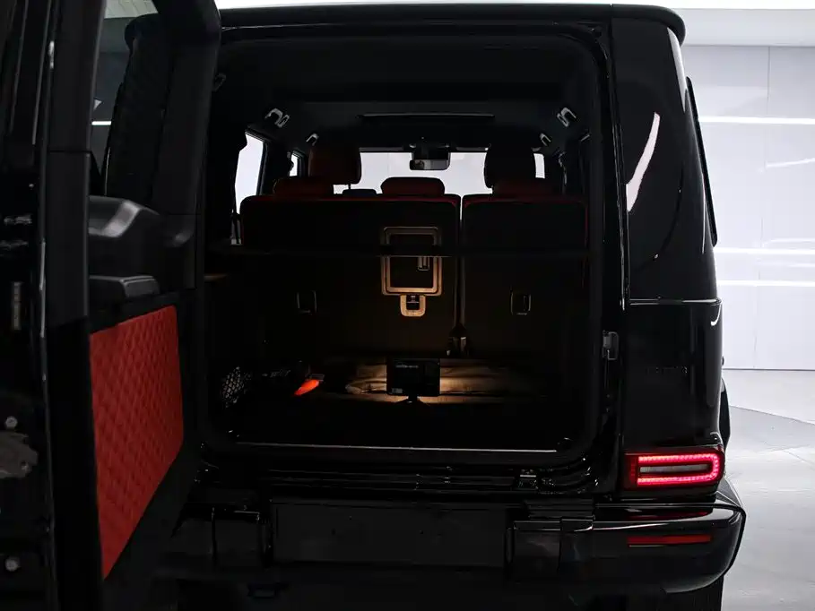 MERCEDES-BENZ G-CLASS