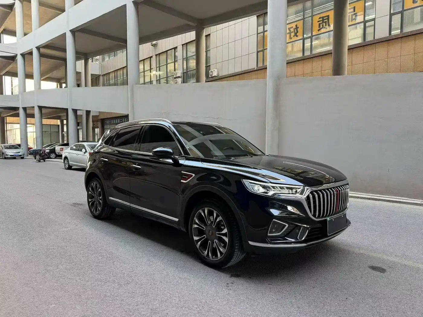 Hongqi HS5 2019 2.0T Smart Connect Enjoy 4WD Edition фото 3