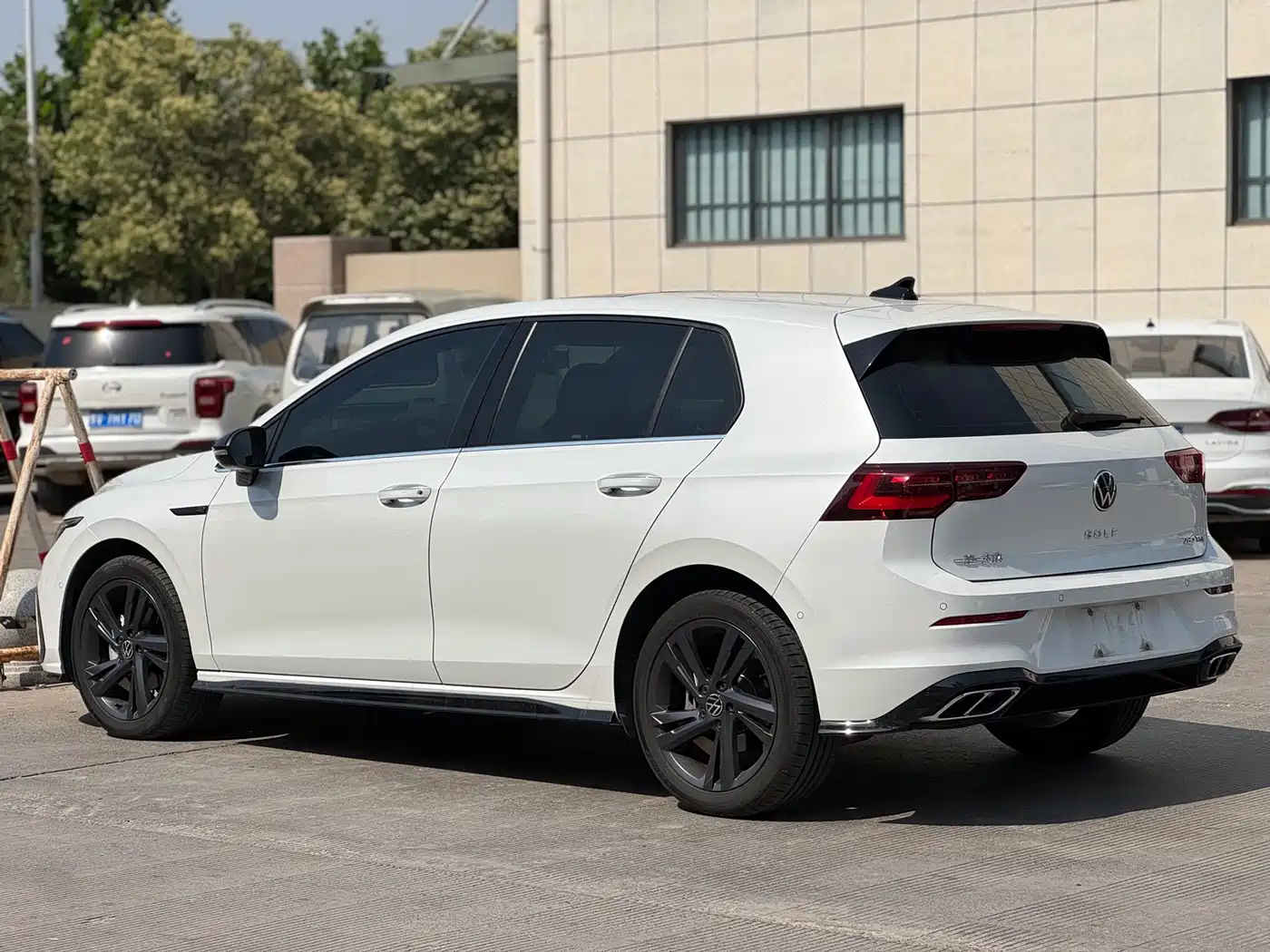 Volkswagen Golf 2023 Facelift 280TSI DSG R-Line Lite фото 15