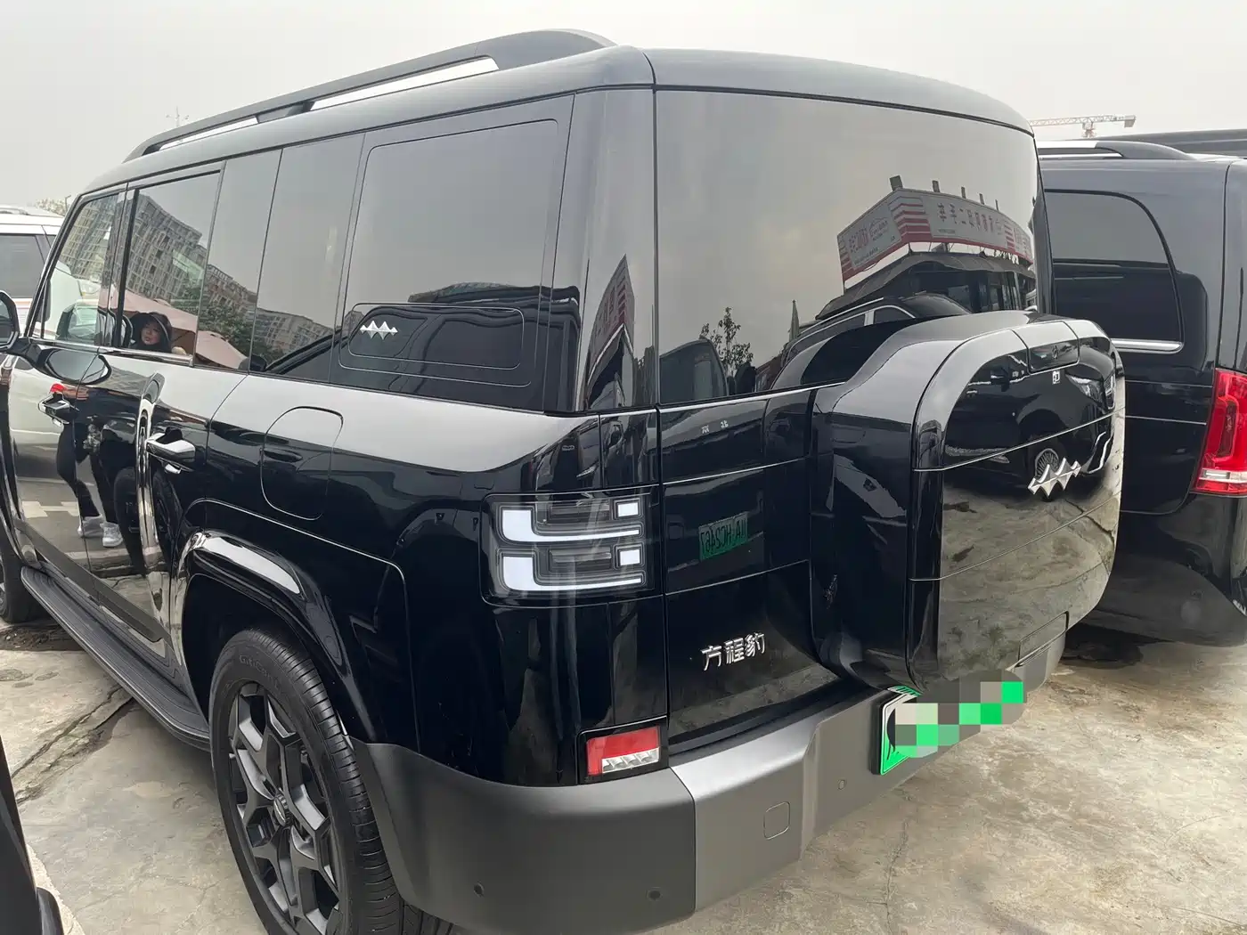 Fang Cheng Bao Titanium 7 2026 2025 AWD Base Model