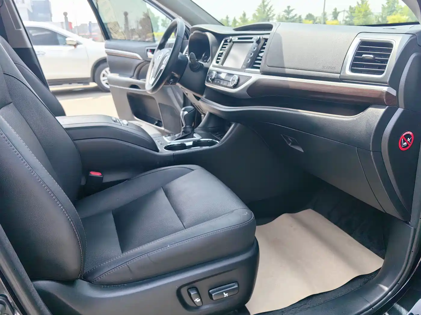 Toyota Highlander 2017 2.0T 4WD Ultimate 7-Seater фото 9