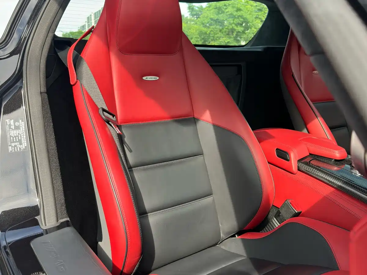 Mercedes-Benz SLS AMG 2011 2011 SLS AMG