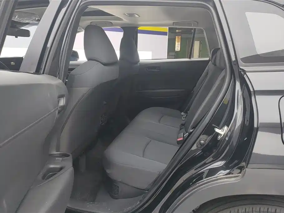 Toyota Corolla Cross 2024 2.0L Smart Hybrid Dual Engine Elite Edition фото 11