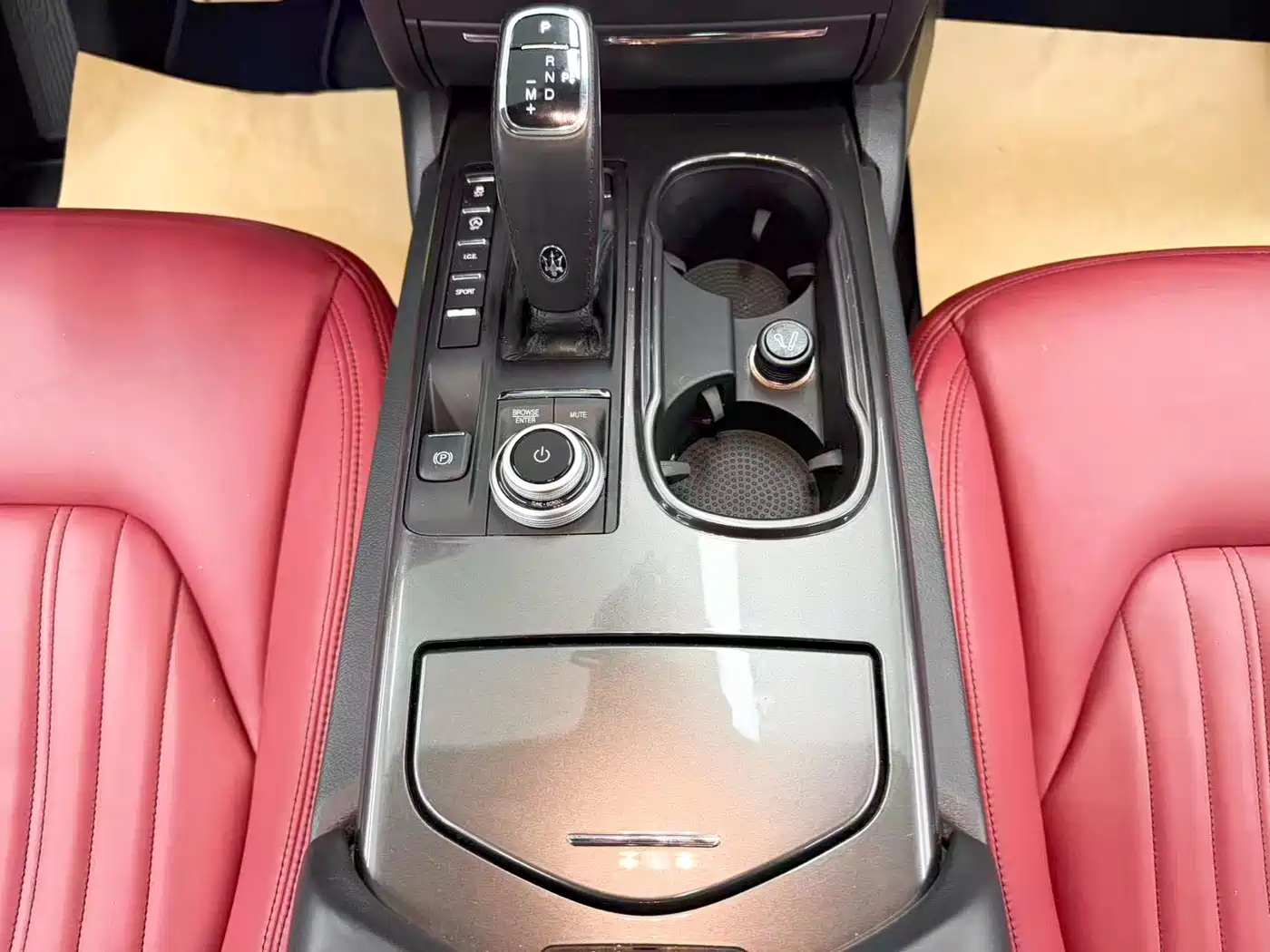 Maserati Ghibli 2021 2022 2.0T GT Edge Edition