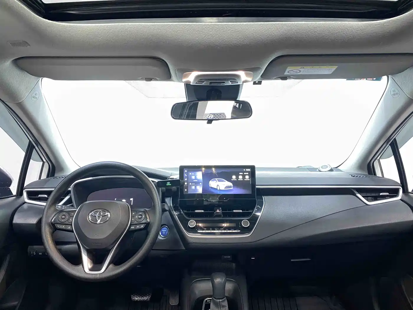 Toyota Levin 2023 Smart Hybrid 1.8L Luxury фото 8