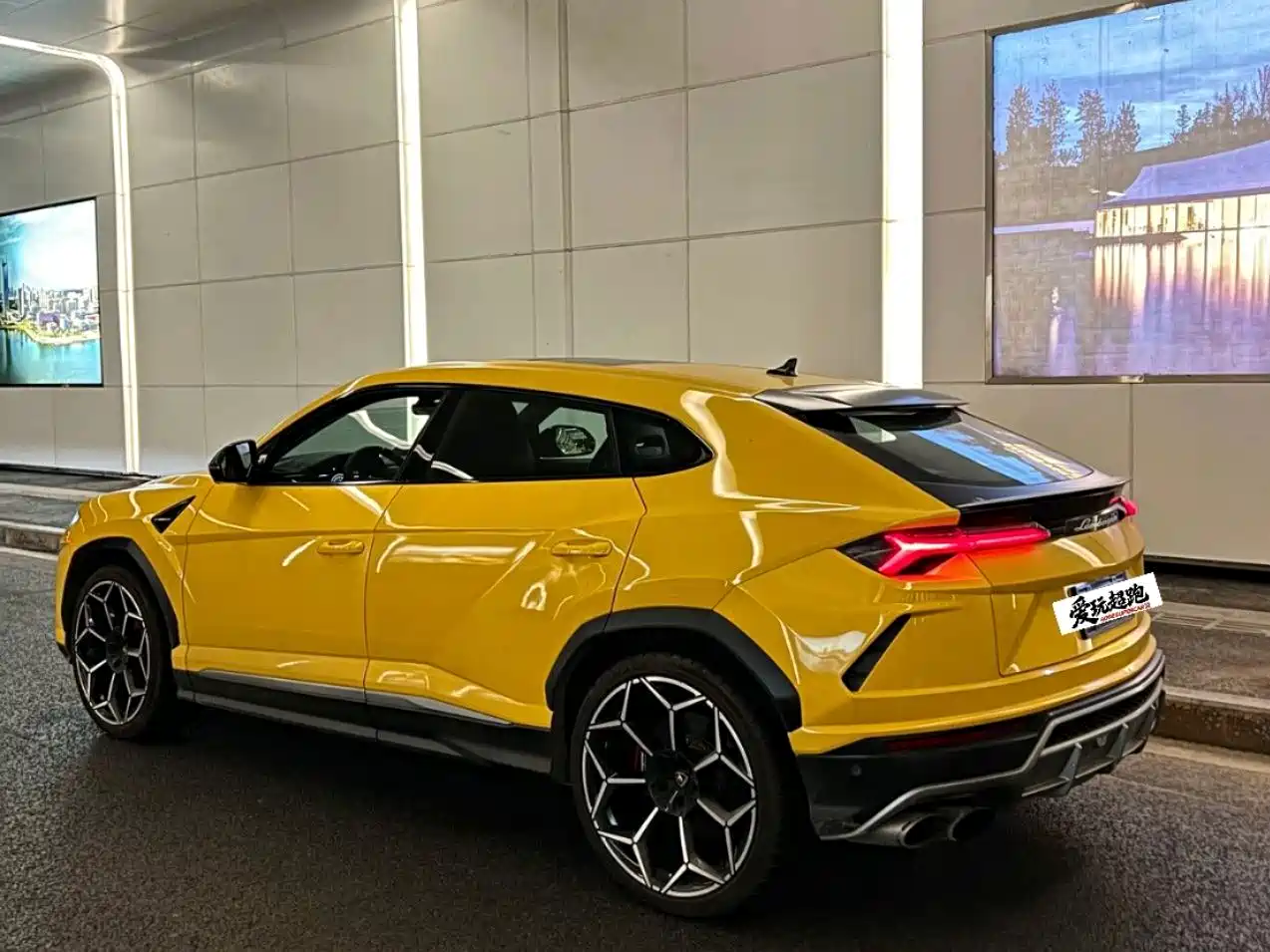 Lamborghini Urus 2019 2018 4.0T V8