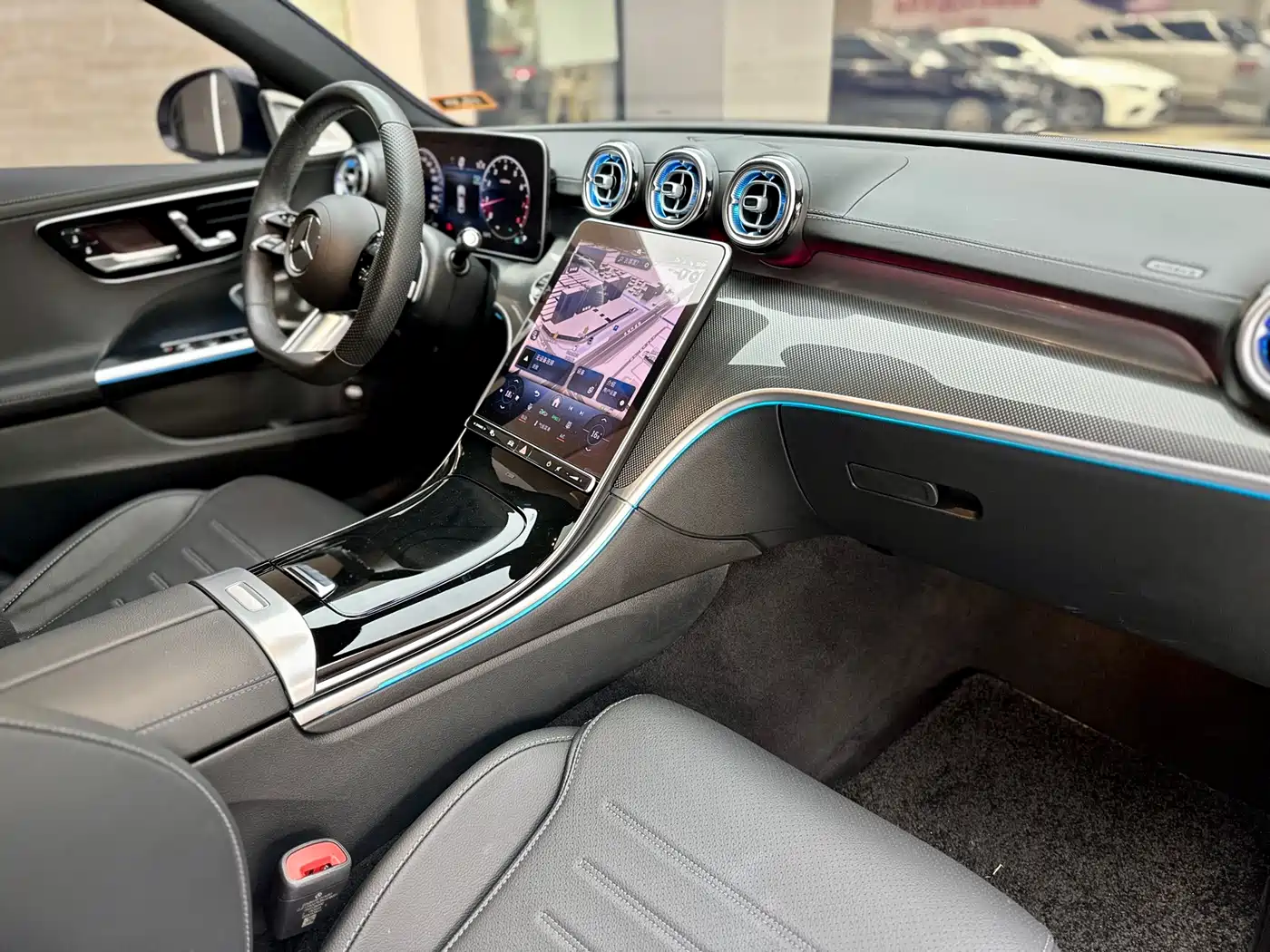 Mercedes-Benz C-Class 2023 Facelift C 260 L Night Sport Edition фото 7
