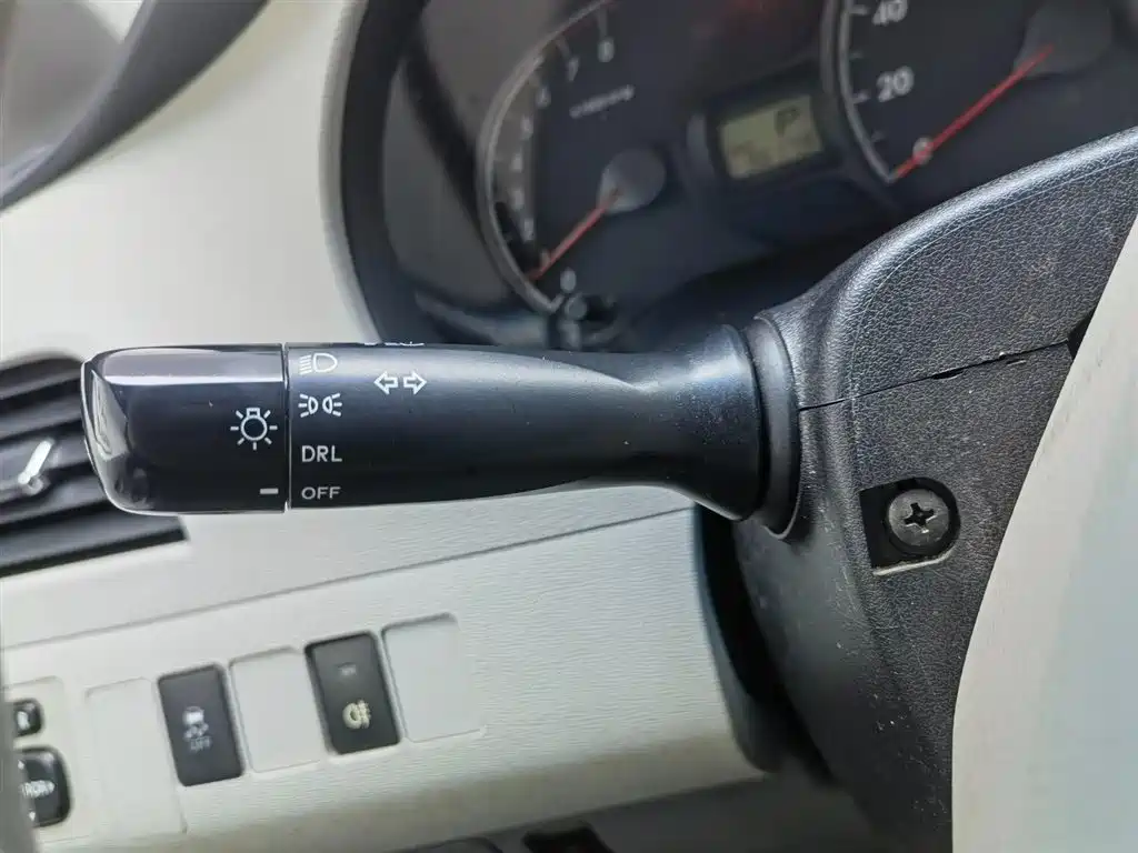 Toyota Sienna 2013 3.5L 4WD Automatic фото 15