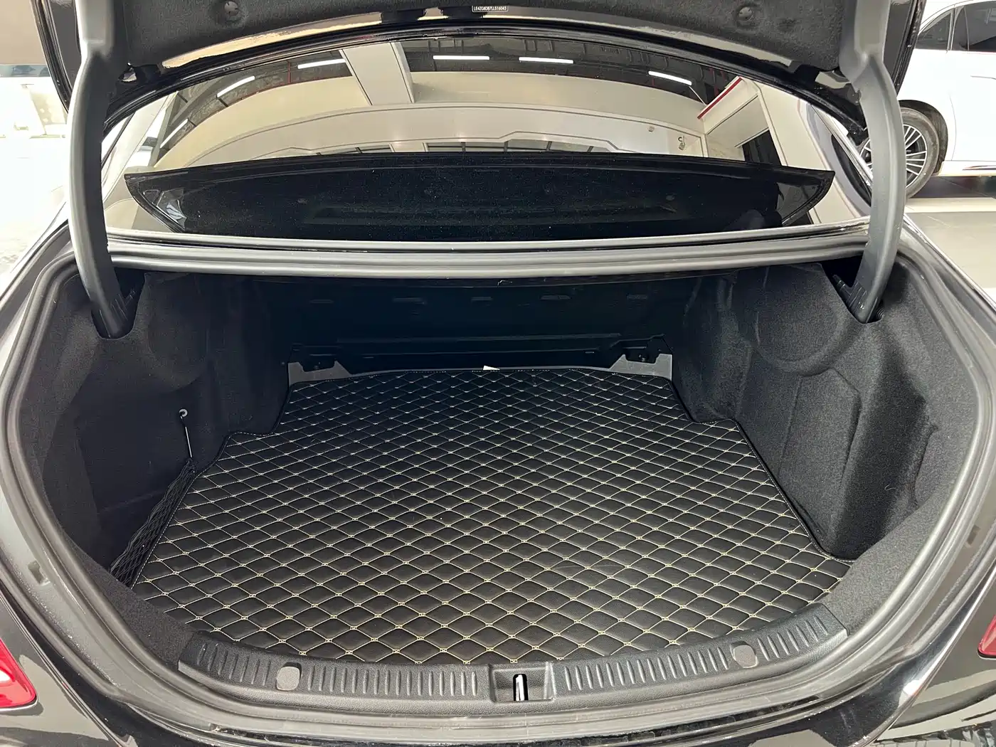 Mercedes-Benz E-Class 2020 Facelift E 300 L Exclusive фото 51