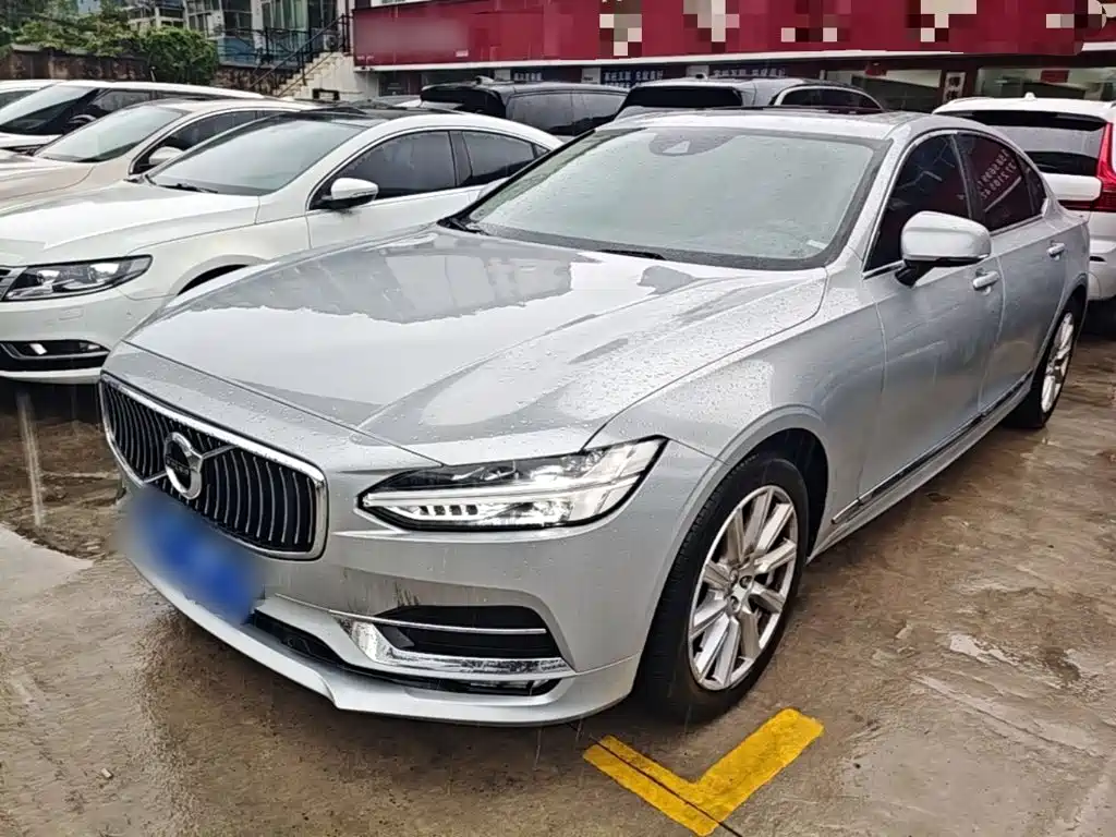 Volvo S90 2020 T5 Momentum Luxury Edition