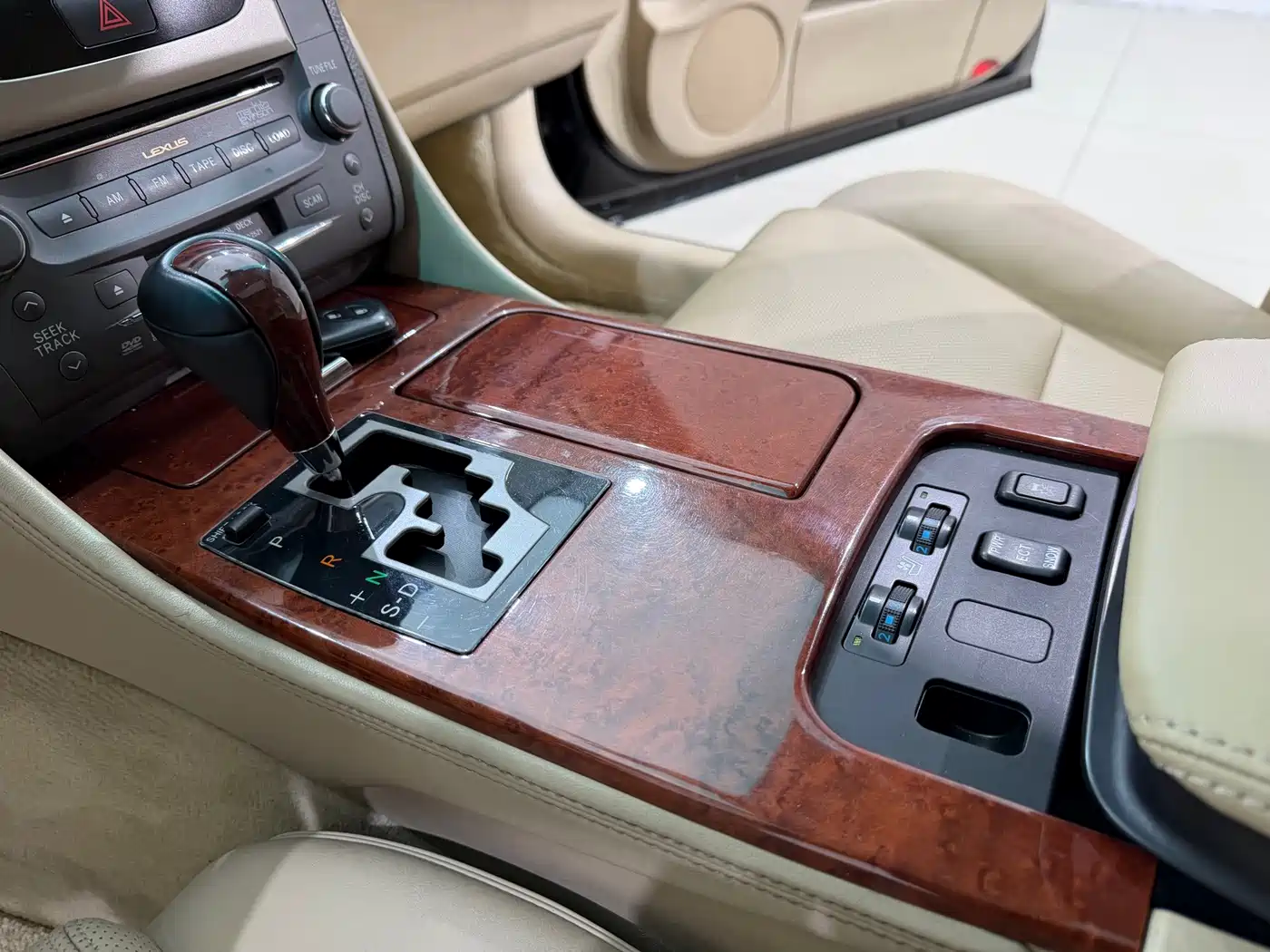Lexus GS 2006 2005 300