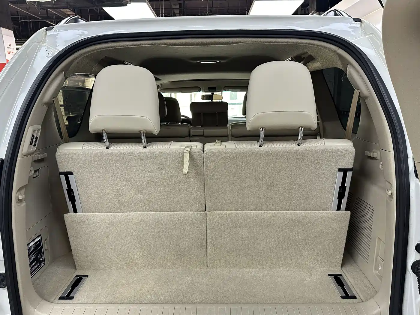 Toyota Prado 2018 2018 3.5L Automatic TX-L Rear-mounted Spare Tire