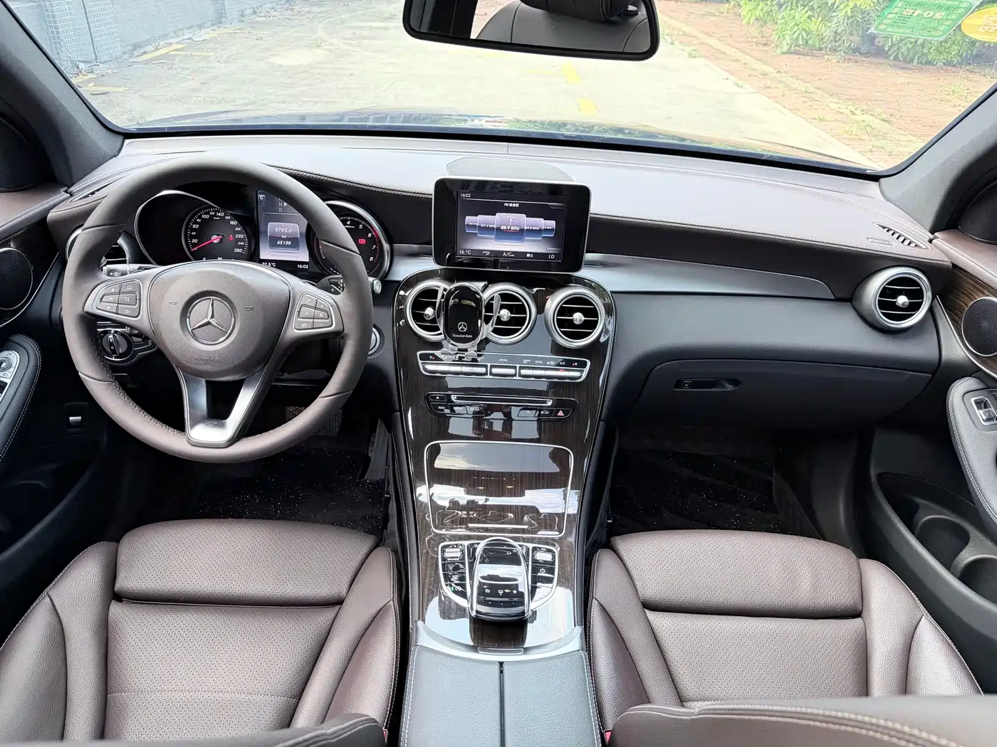 Mercedes-Benz GLC 2016 GLC 260 4MATIC Luxury фото 15