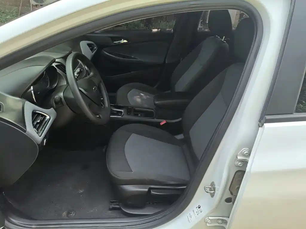 Chevrolet Cruze 2019 2018 Redline 320 Automatic Pioneer Edition
