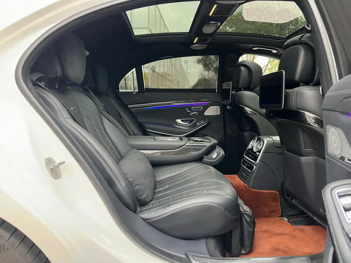 Mercedes-Benz S-Class AMG 2018 AMG S 63 L 4MATIC+ фото 15