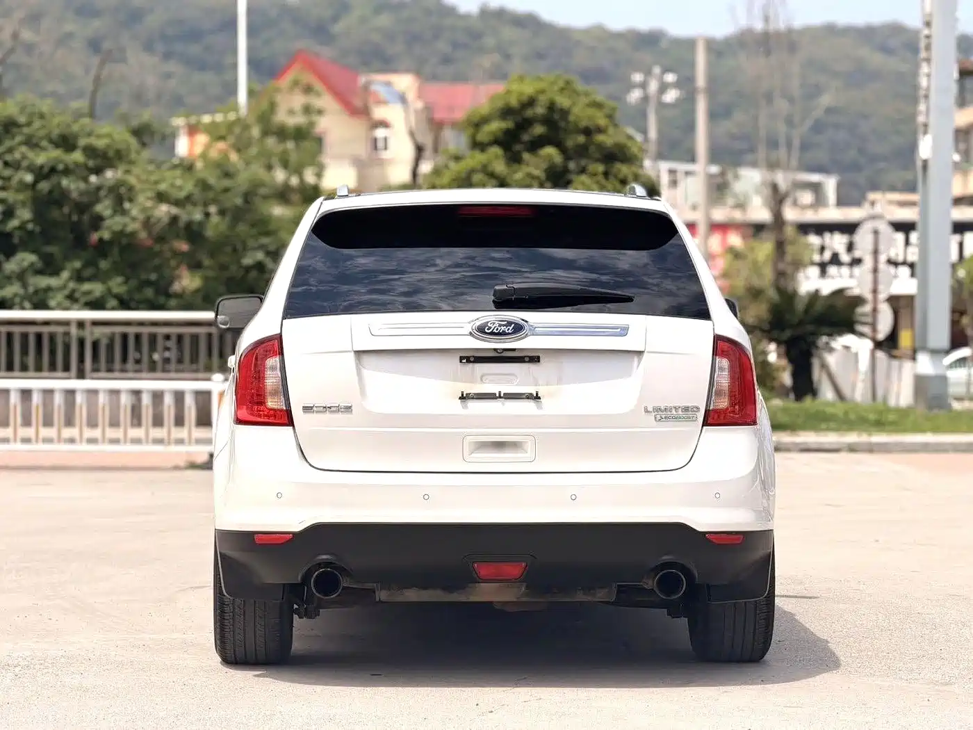 Ford Edge (Import) 2013 2012 2.0T Prestige