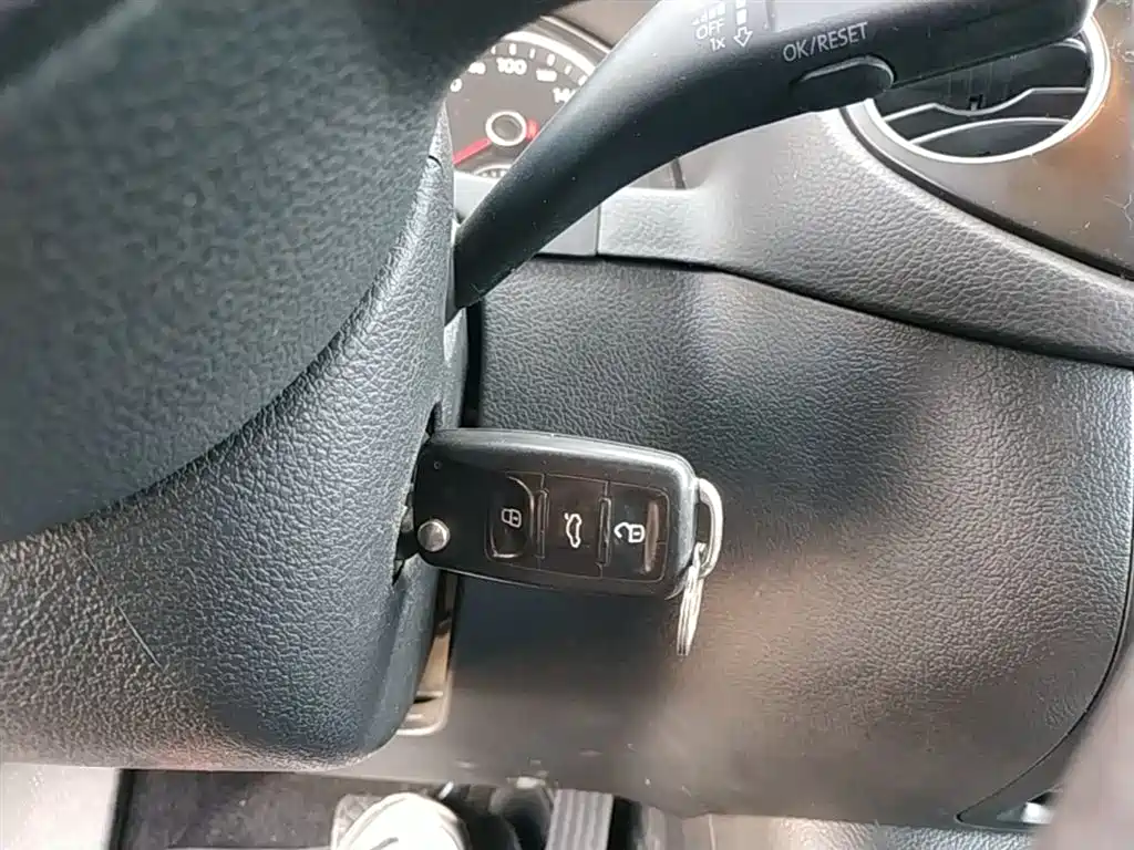 Volkswagen Tiguan 2015 1.8TSI Automatic 2WD Trendline фото 9