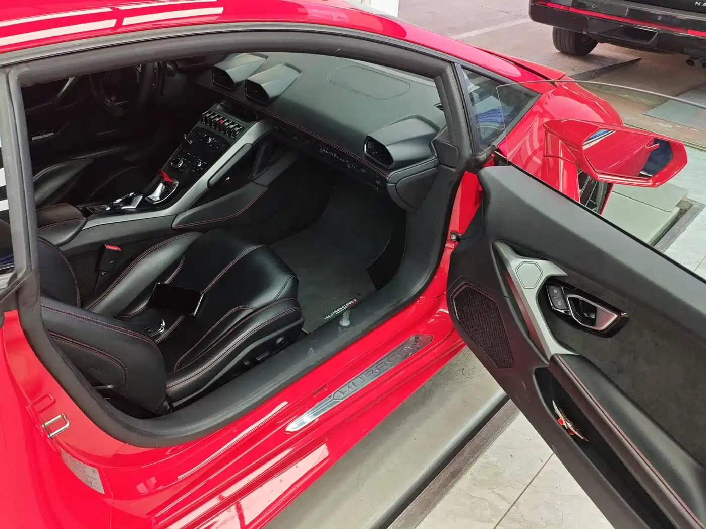 Lamborghini Huracán 2016 LP 600-4 Limited Edition фото 9