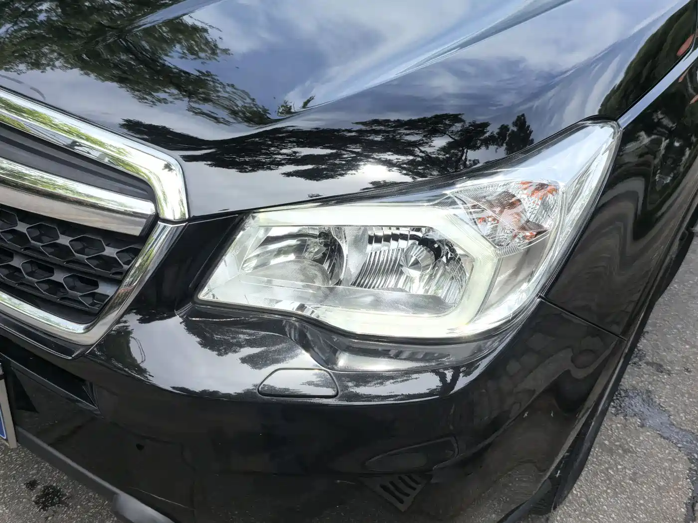 Subaru Forester 2013 2.5i Automatic Luxury Edition фото 4