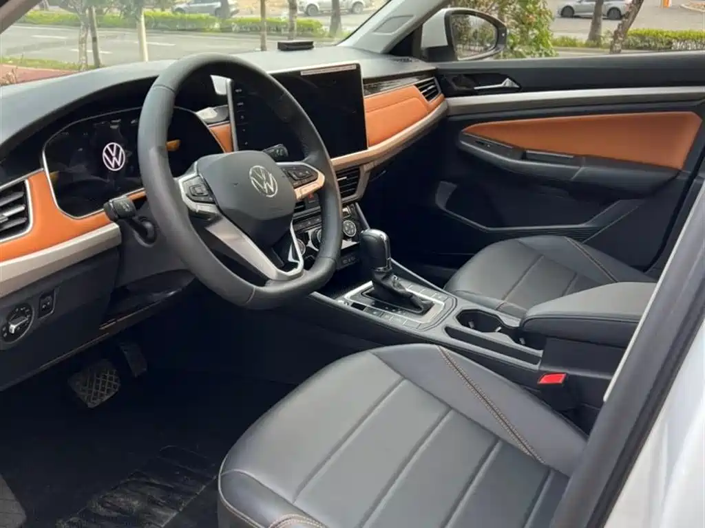 Volkswagen Bora 2023 200TSI DSG Smart Edition фото 7