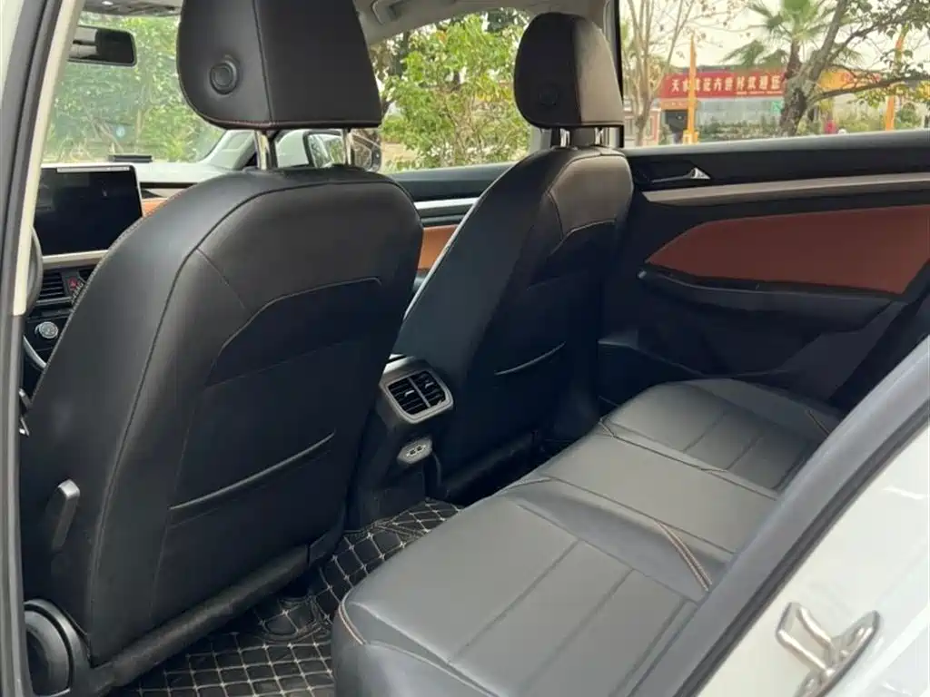 Volkswagen Bora 2023 200TSI DSG Smart Edition фото 8