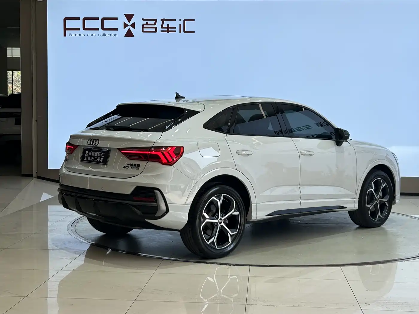 Audi Q3 Sportback 2024 40 TFSI Fashion фото 5
