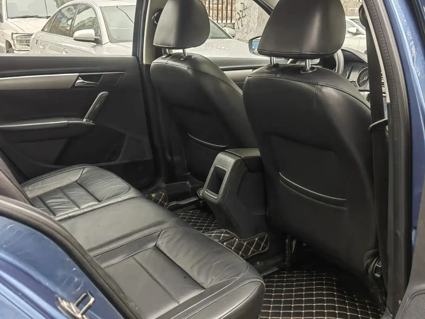 Volkswagen Lavida 2013 1.4TSI Manual Luxury Edition фото 11