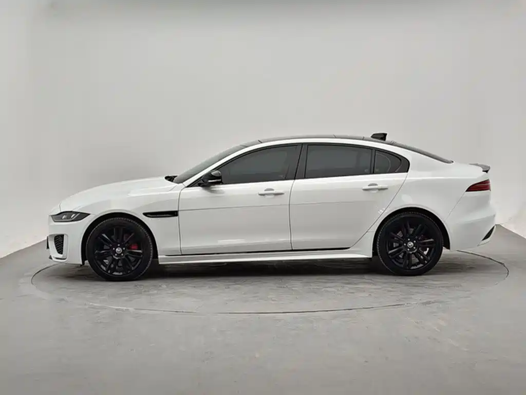 Jaguar XEL 2025 2025 2.0T 250PS R-DYNAMIC 90th Anniversary Edition