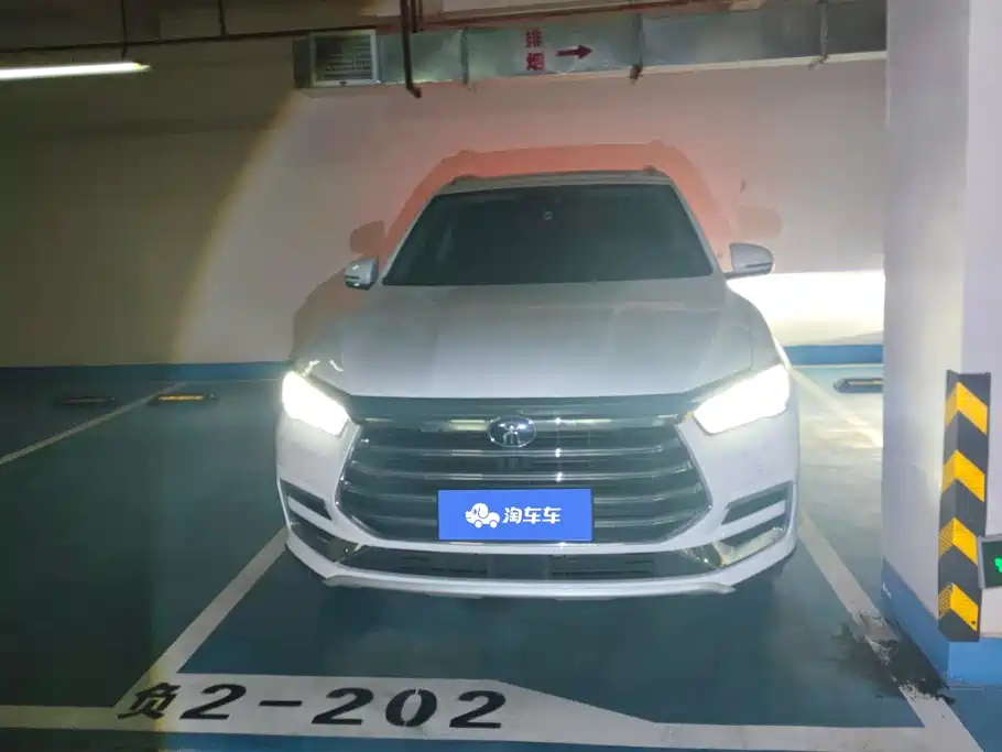 صورة 2 - BYD Song Pro