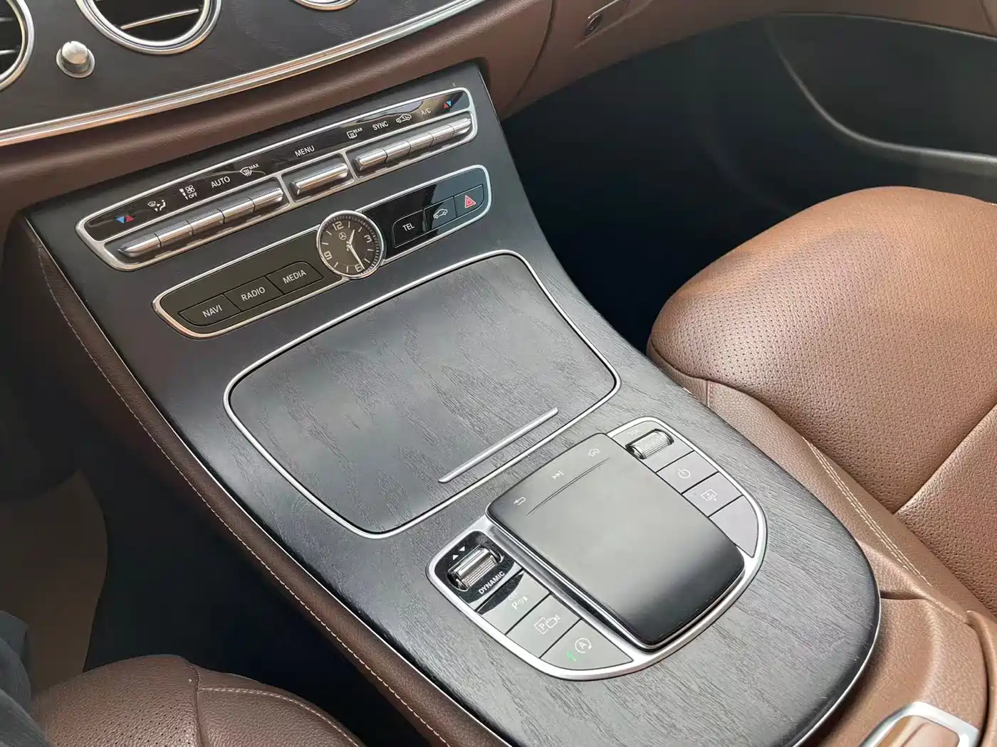 Mercedes-Benz E-Class 2019 E 300 L Sport Luxury фото 12