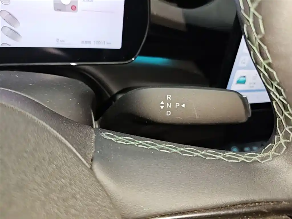 BYD Dolphin 2025 Smart Drive Edition 410km Fashion Version фото 14