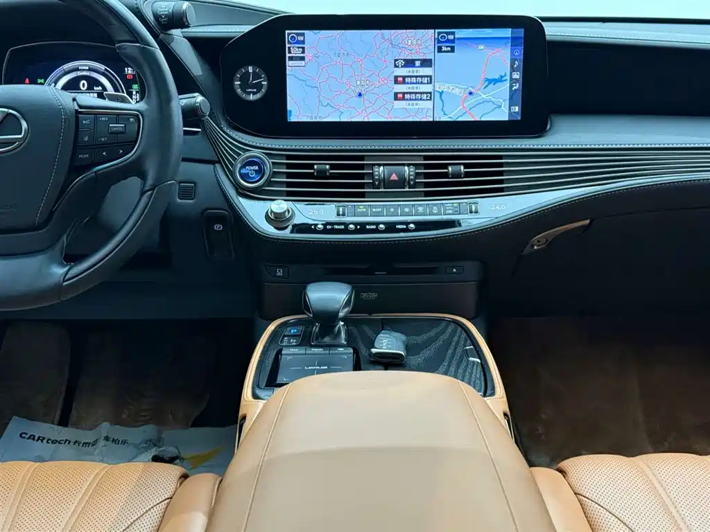 Lexus LS 2021 500h Executive Edition фото 26