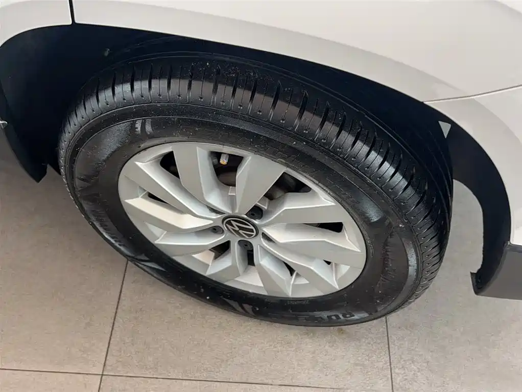 Volkswagen Tharu 2021 Model 280TSI 2WD Trend Edition фото 7
