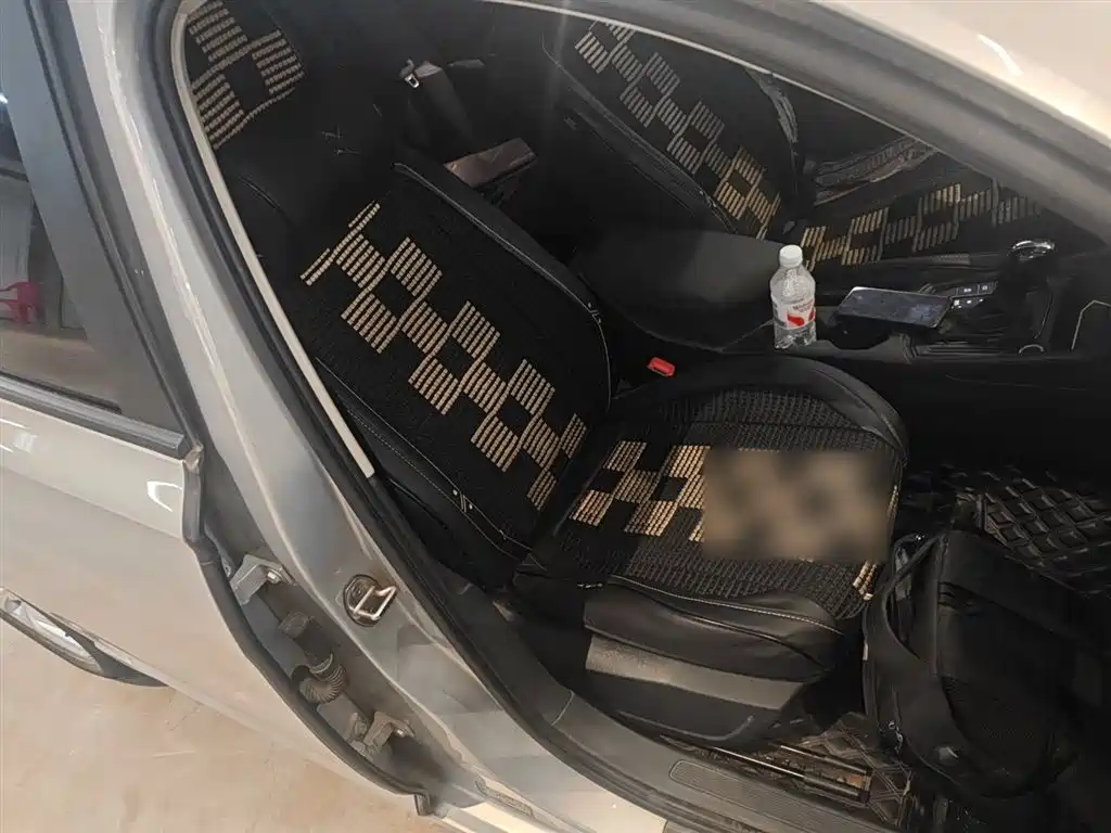 Volkswagen Lavida 2018 1.5L Auto Trend Edition China V фото 20