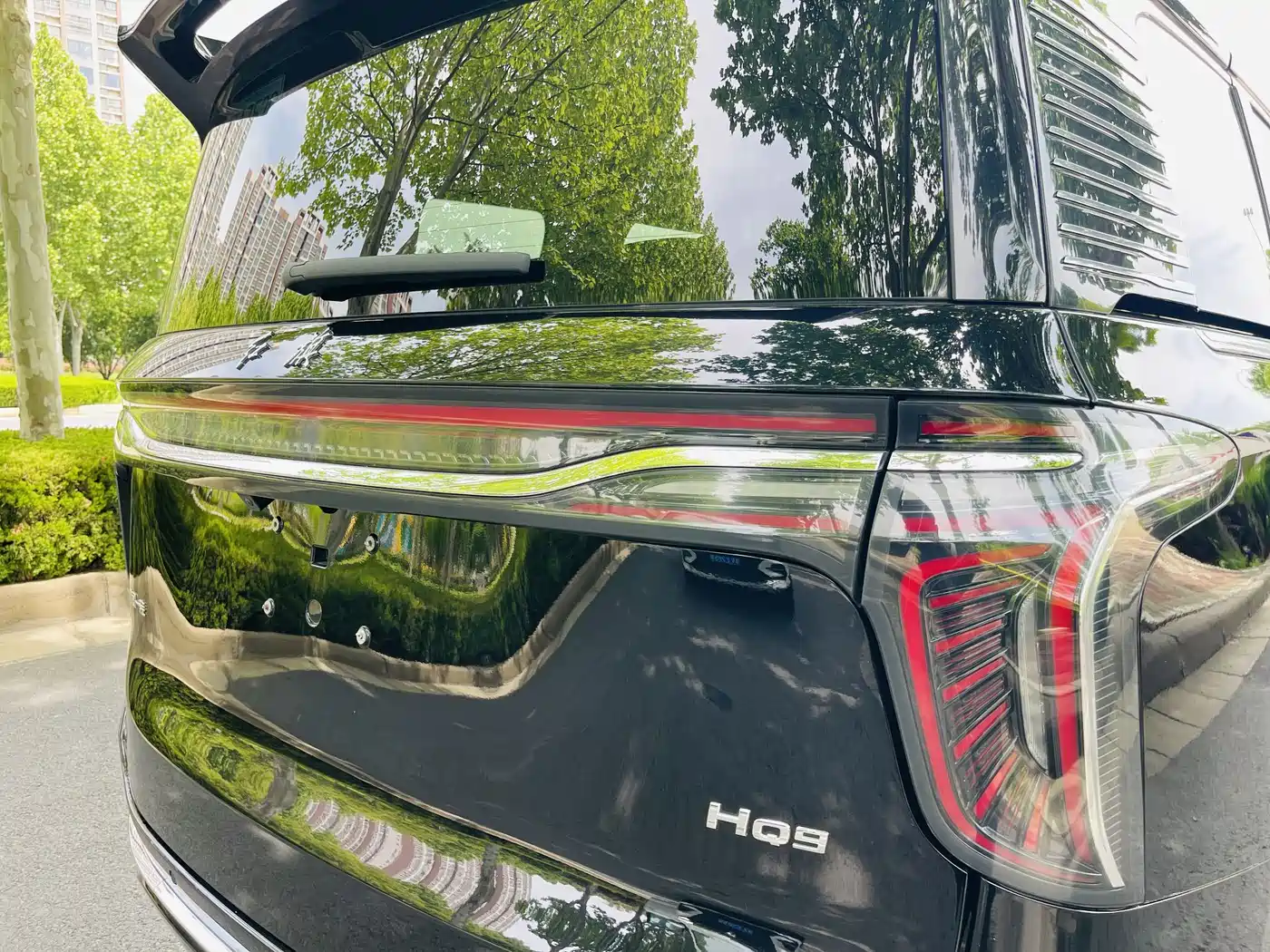 Hongqi HQ9 2023 2.0T Smart Connect Flag Enjoy Edition фото 22