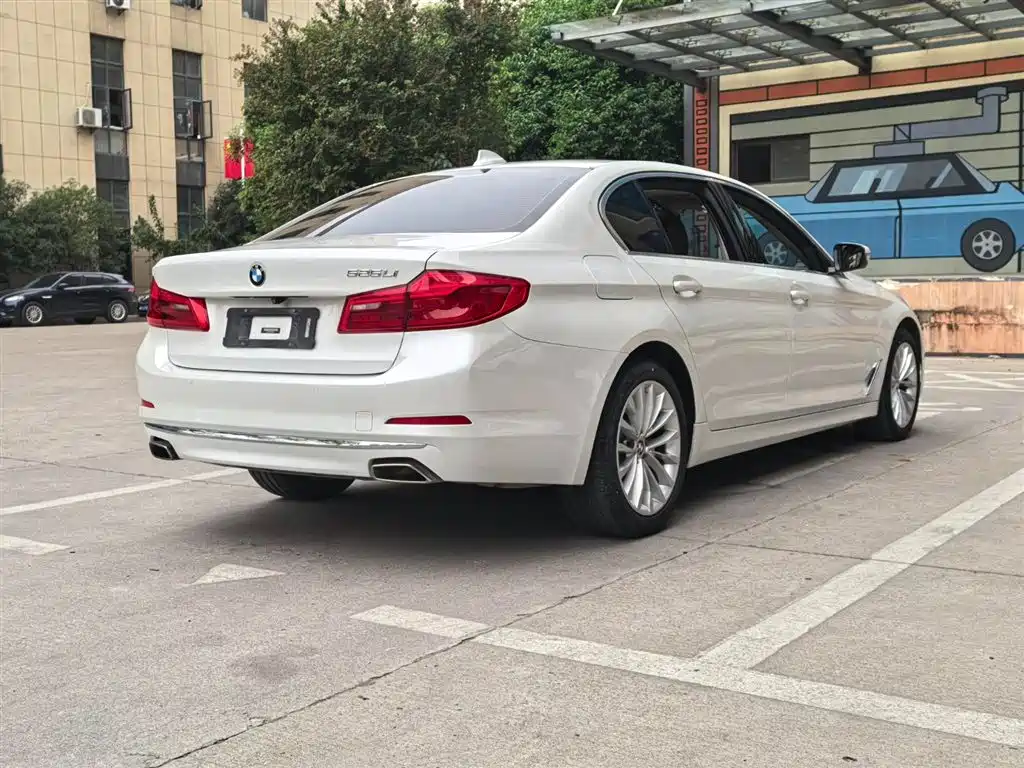 BMW 5 Series 2020 525Li Luxury Package фото 20