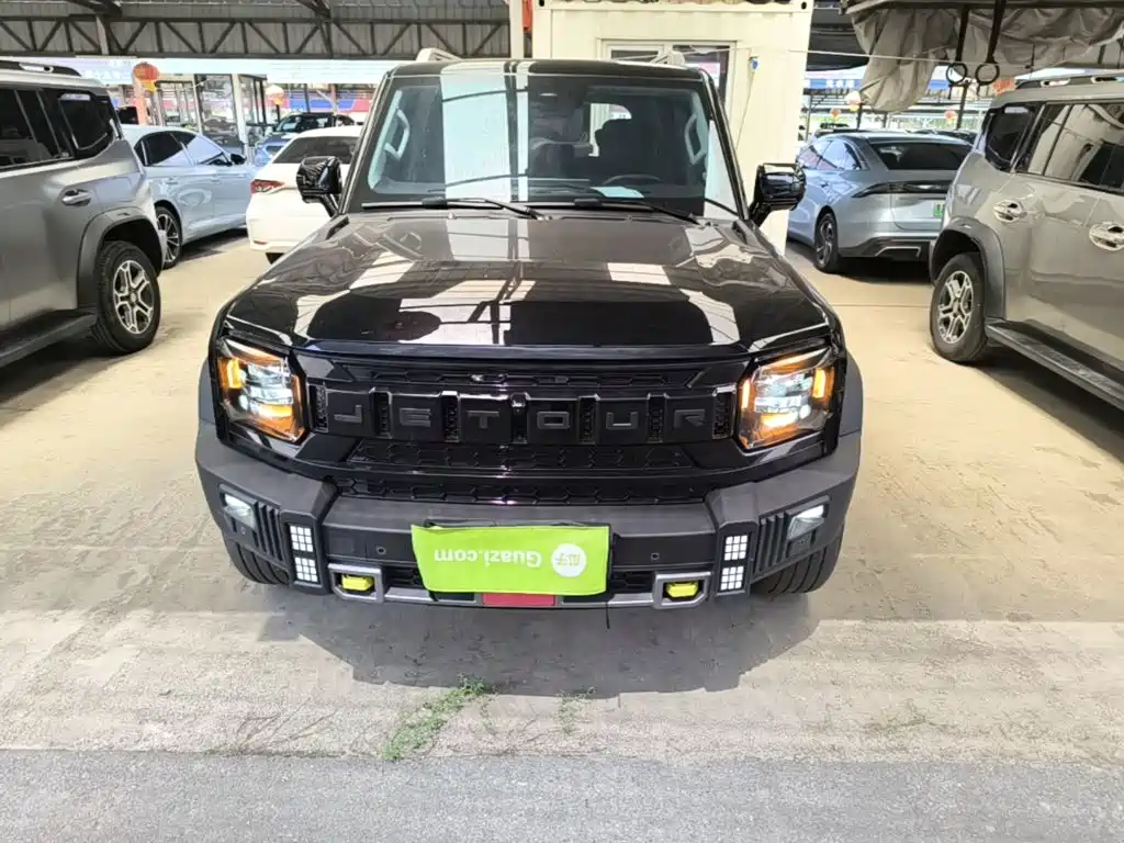 Jetour Traveler 2025 2024 2.0T 4WD Cross PRO Entertainment Edition