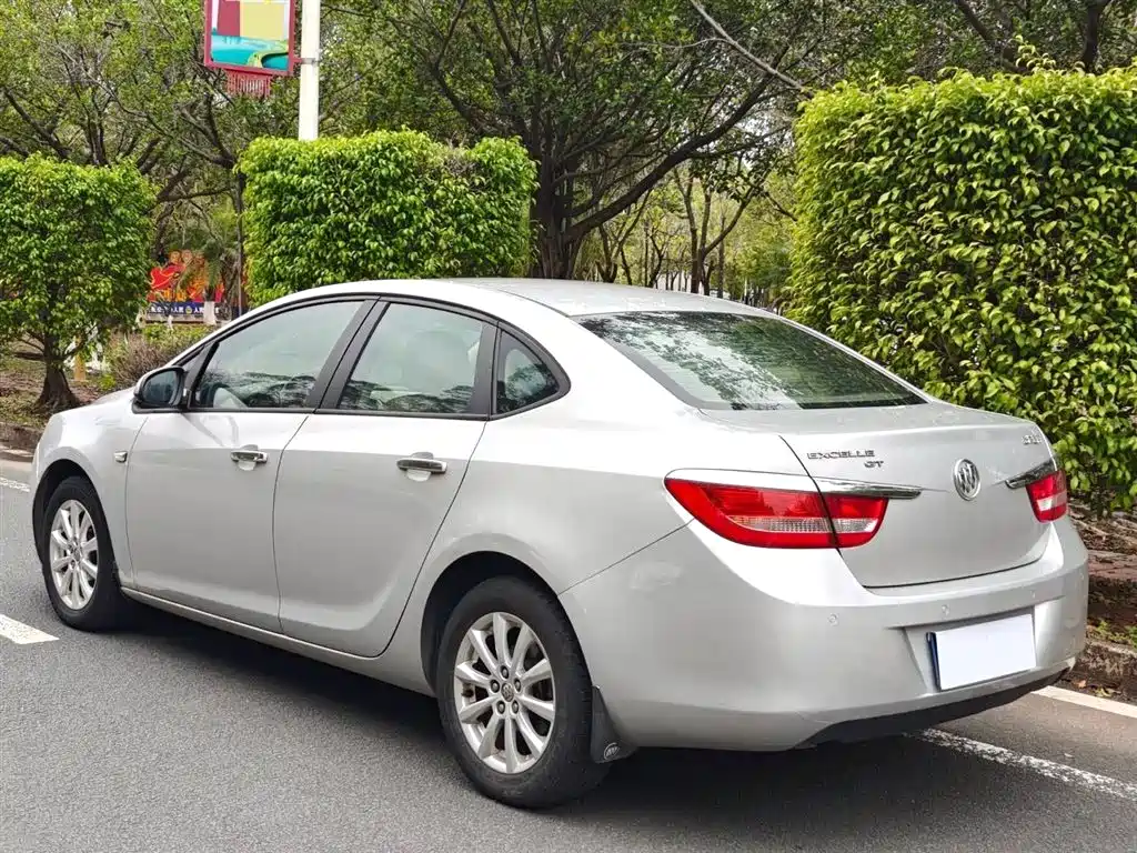 Buick Excelle 2010 GT 1.6L Automatic Fashion Edition фото 9